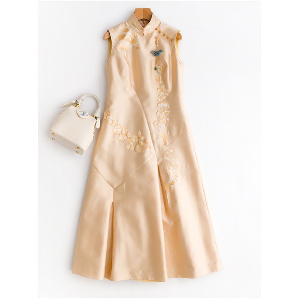 Town Store Baby AO011 Embroidered Chinese Retro Dress Women s Embroidered Dress Annual Meeting Women s Spring and Autumn Festival image 0