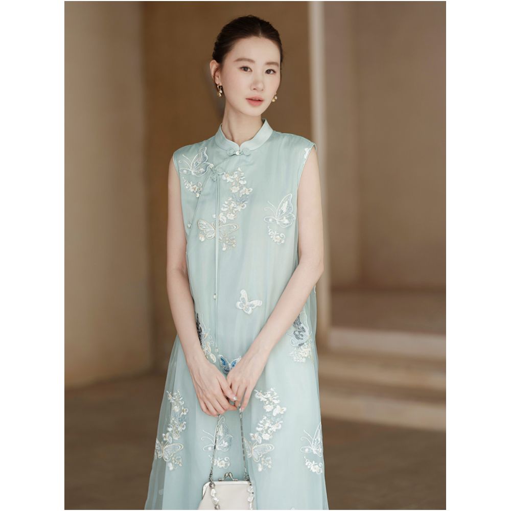 New Chinese style dress for women in the summer of 2025 loose fitting sleeveless with a Chinese style temperament Improved cheongsam with slanted placket and buckle image 3