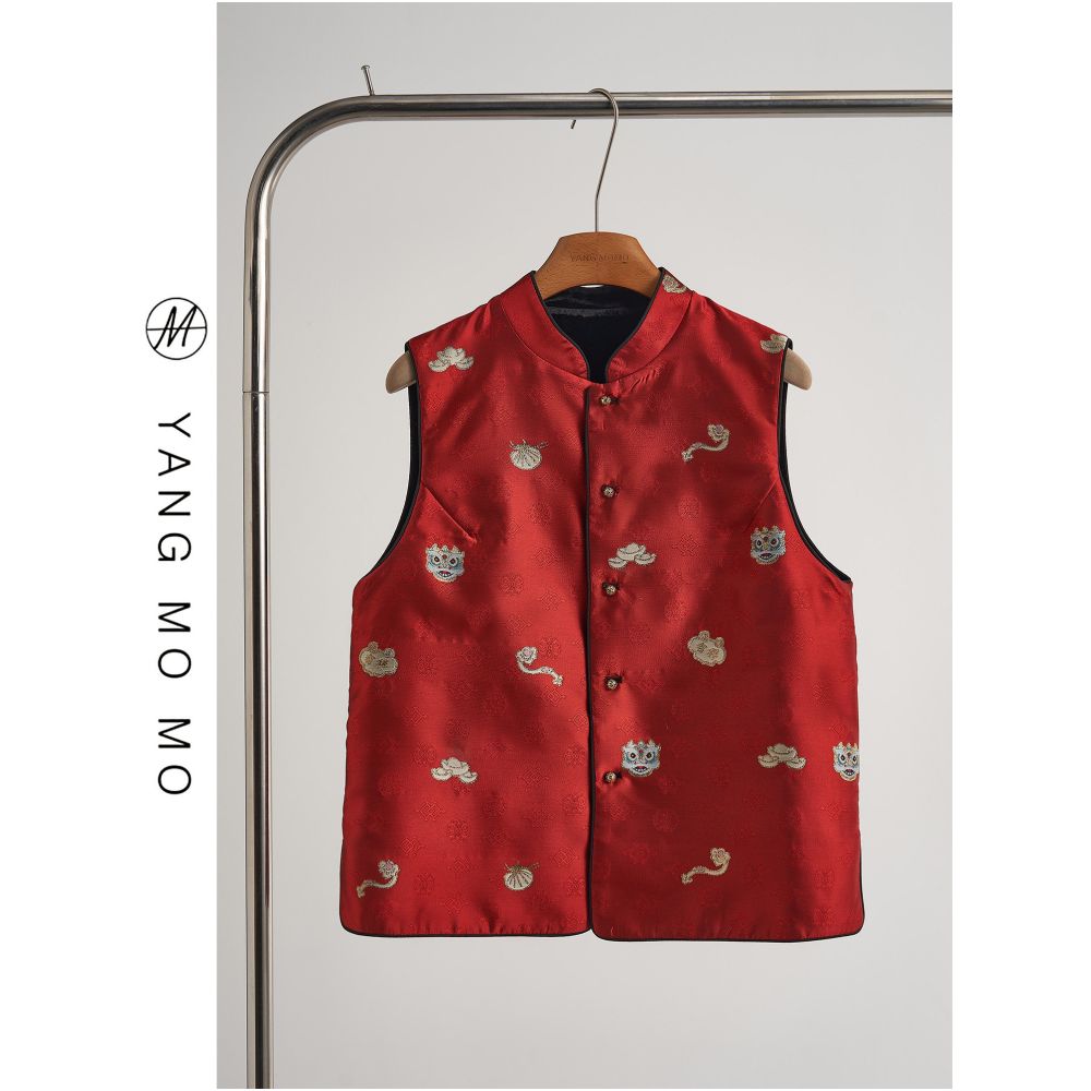 New Chinese style Chinese style Western style age reduction double sided wearing vest 2026 Year of the Horse zodiac year New Year battle robe standing collar and camisole for women image 0