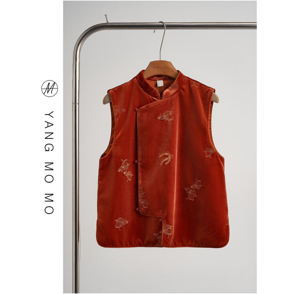 New Chinese style retro velvet embroidered cotton vest women s clothing 2026 Year of the Horse zodiac year clothes New Year s robe image 1