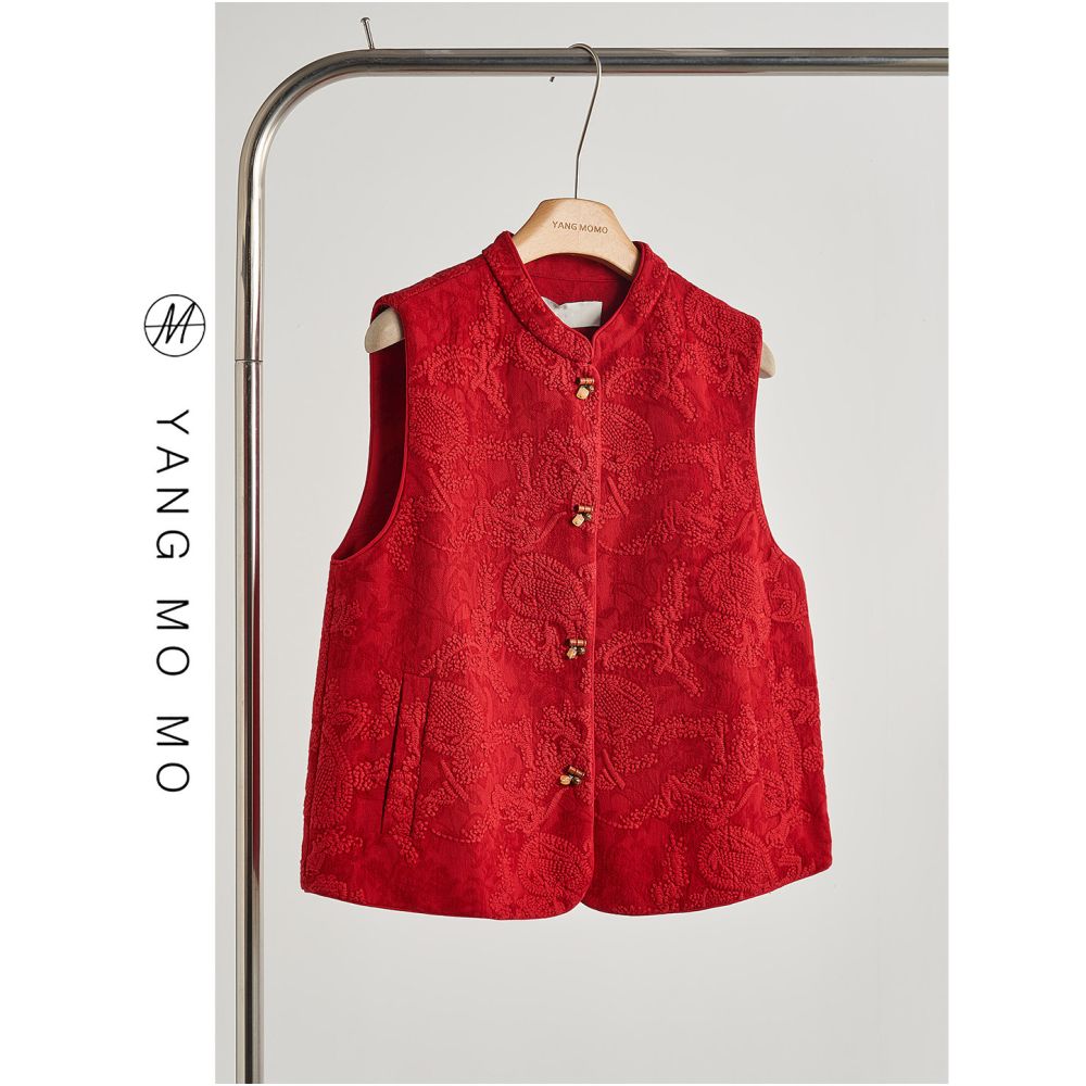 New Chinese style national style red heavy industry cotton rope embroidered sleeveless vest top 2026 Year of the Horse zodiac year New Year s robe image 2