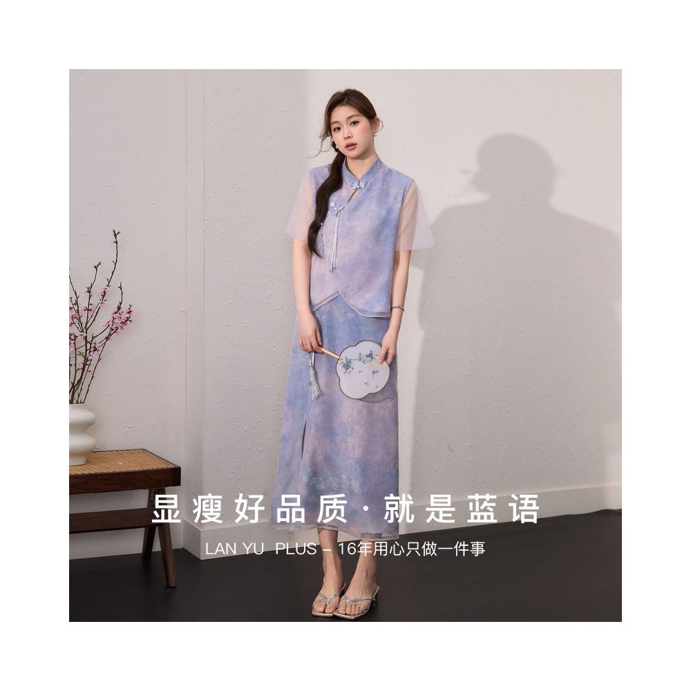 Monet collaboration blue language plus size women s clothing new Chinese printed short sleeved top slimming skirt summer set image 4