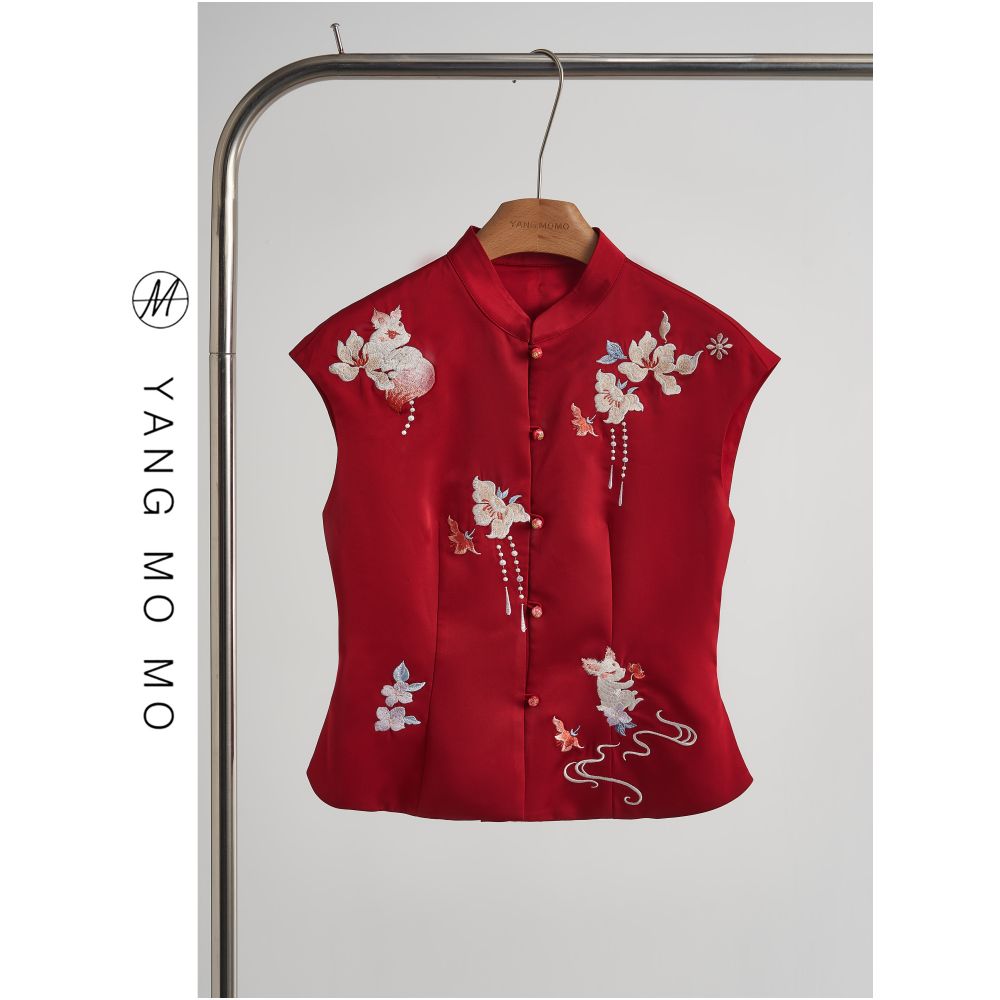 New Chinese style high end red festive improved cheongsam embroidery waist cinching vest half skirt set for women 2026 new style image 1