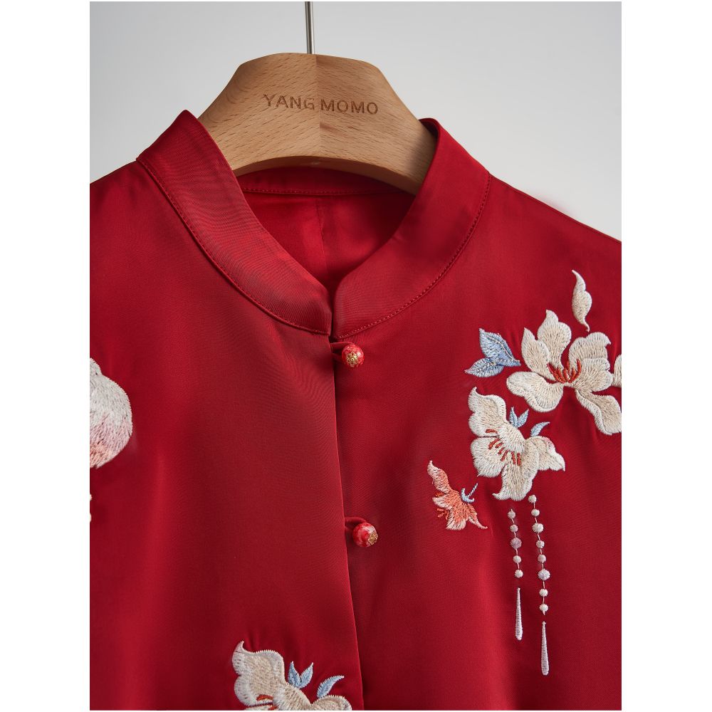 New Chinese style high end red festive improved cheongsam embroidery waist cinching vest half skirt set for women 2026 new style image 3