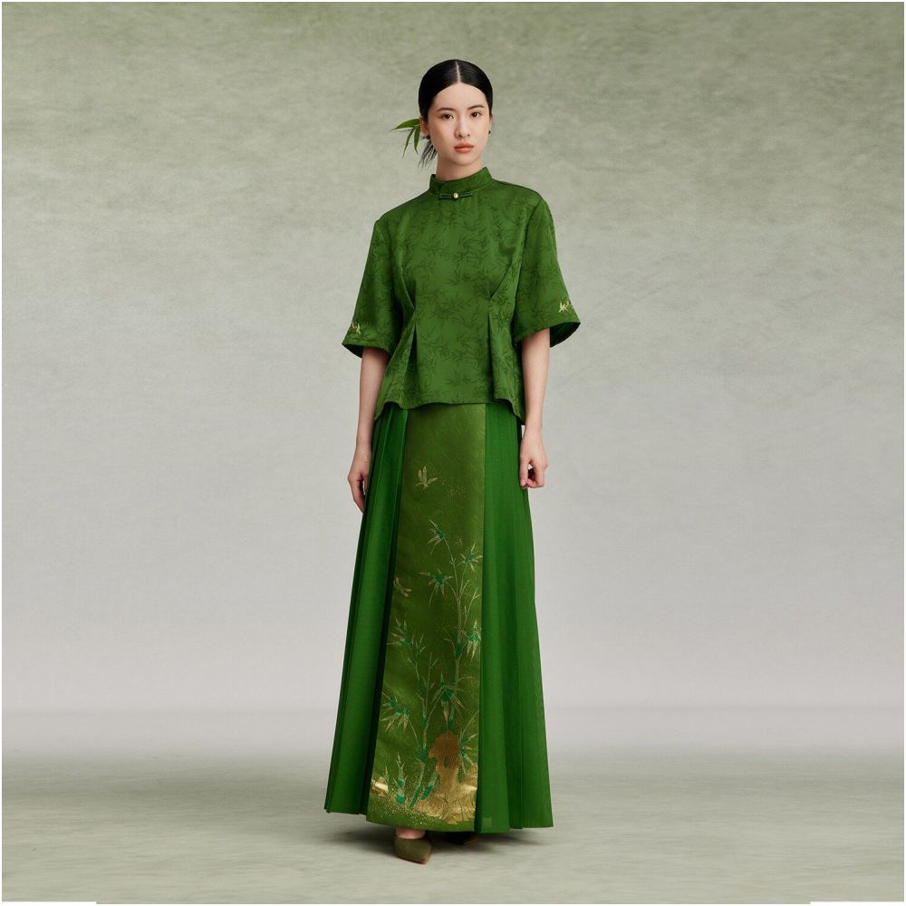 Zhulinjun Weaving Company s new Chinese style stand up collar button up shirt with bamboo leaf dark pattern satin jacquard top women s waist cinched to look slim image 1