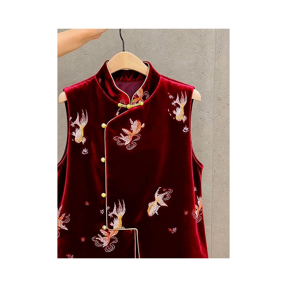 New Chinese style velvet vest for women in winter 2025 featuring printed button up collar Chinese style vest and high end top image 3