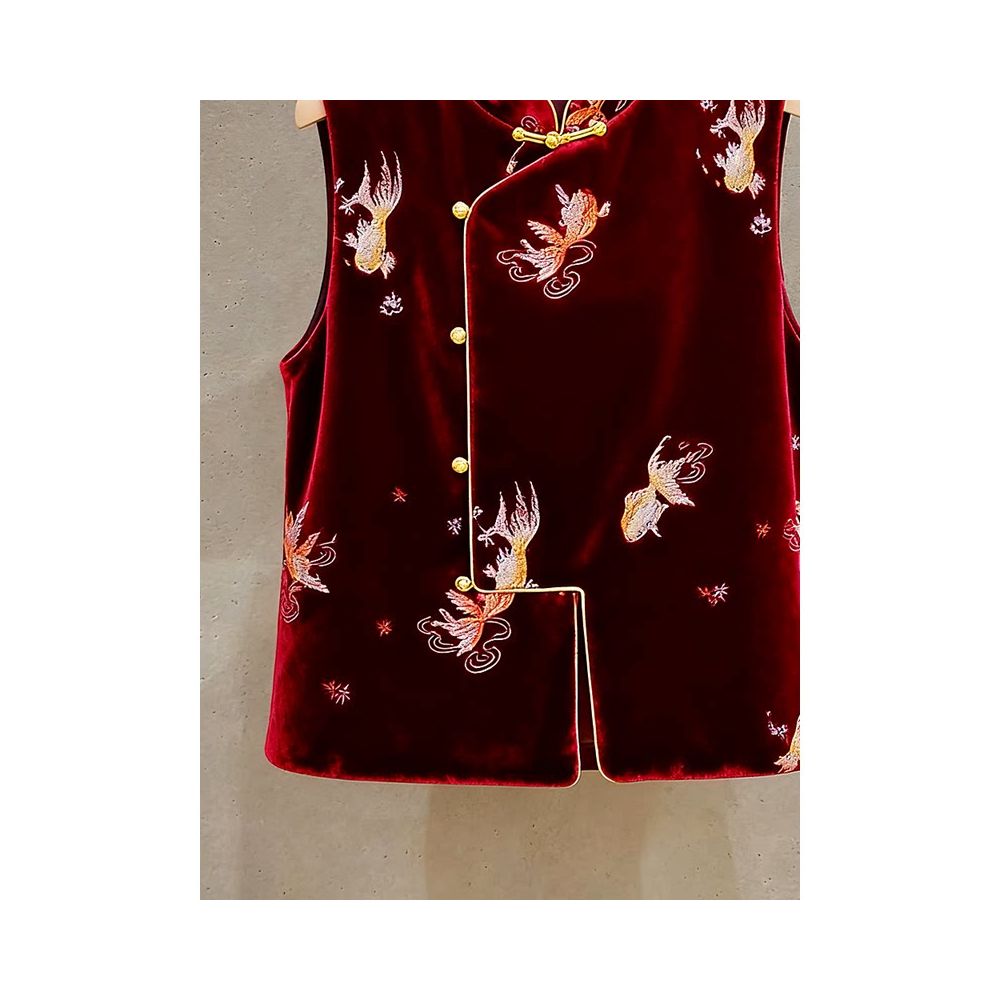 New Chinese style velvet vest for women in winter 2025 featuring printed button up collar Chinese style vest and high end top image 4