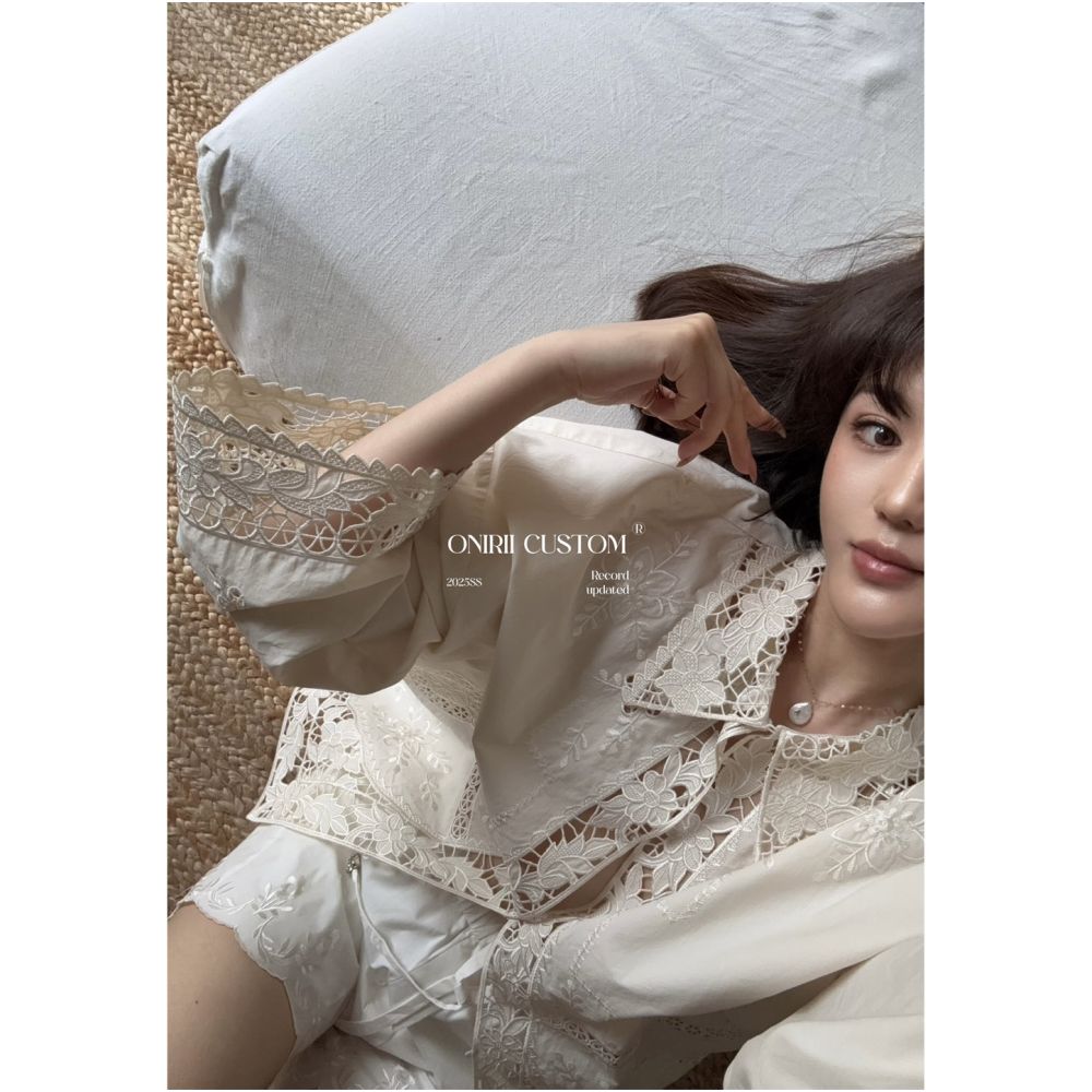 6 10 20 00 Correct version of Nan Yi vacation old money romantic lace embroidery hollowed out 100 cotton shirt jacket image 4