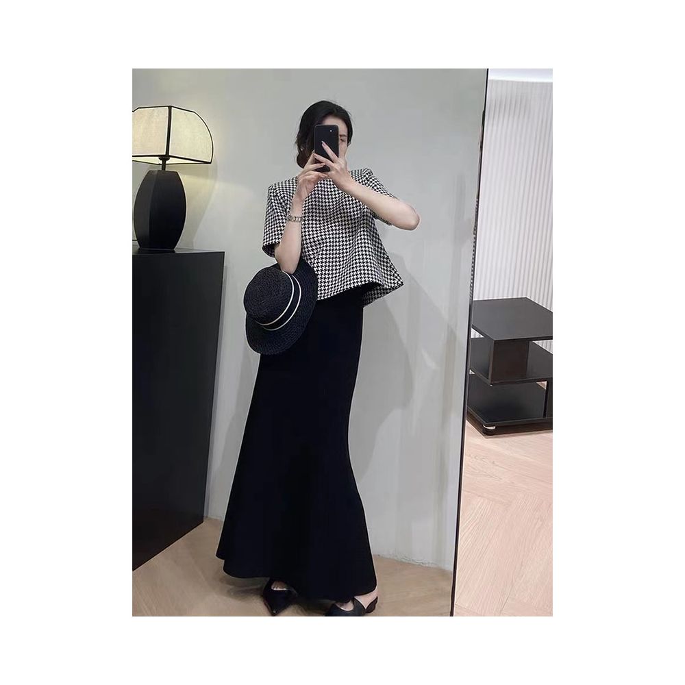 Retro Thousand Bird Grid Small Fragrant Short sleeved Top for Women Summer Small and Short High end Imperial Sister s Temperament Showing Thin Wearing Style image 3