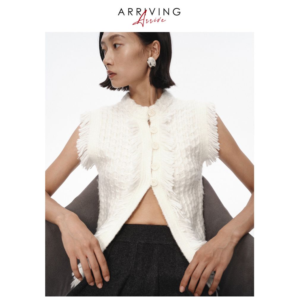 Arrival Spring and Autumn Versatile Texture White Woolen Tassel Round Neck Tank Top Sleeveless cardigan Top image 0