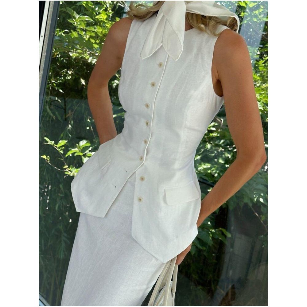 Elsa s same style linen round neck sleeveless fitted waist vest top and high waist skirt set in Instagram style image 2