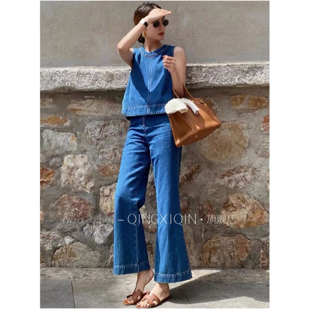 High quality shipping blue denim suit pants 25 summer new sleeveless top micro flared pants two piece set image 0