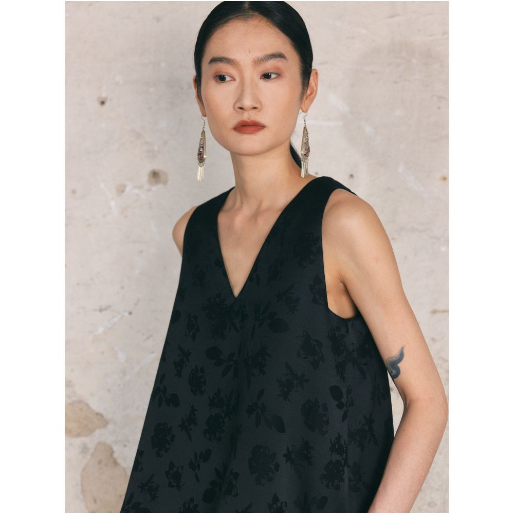 PaleBlueDot Summer Chic Designer V neck Geometric Jacquard Black A line Vest image 5
