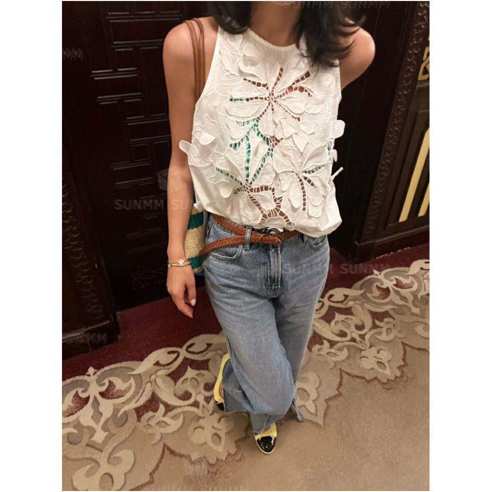 High end niche high end designer French hollow out temperament heavy industry three dimensional flower embroidery vest top from the buying shop image 0