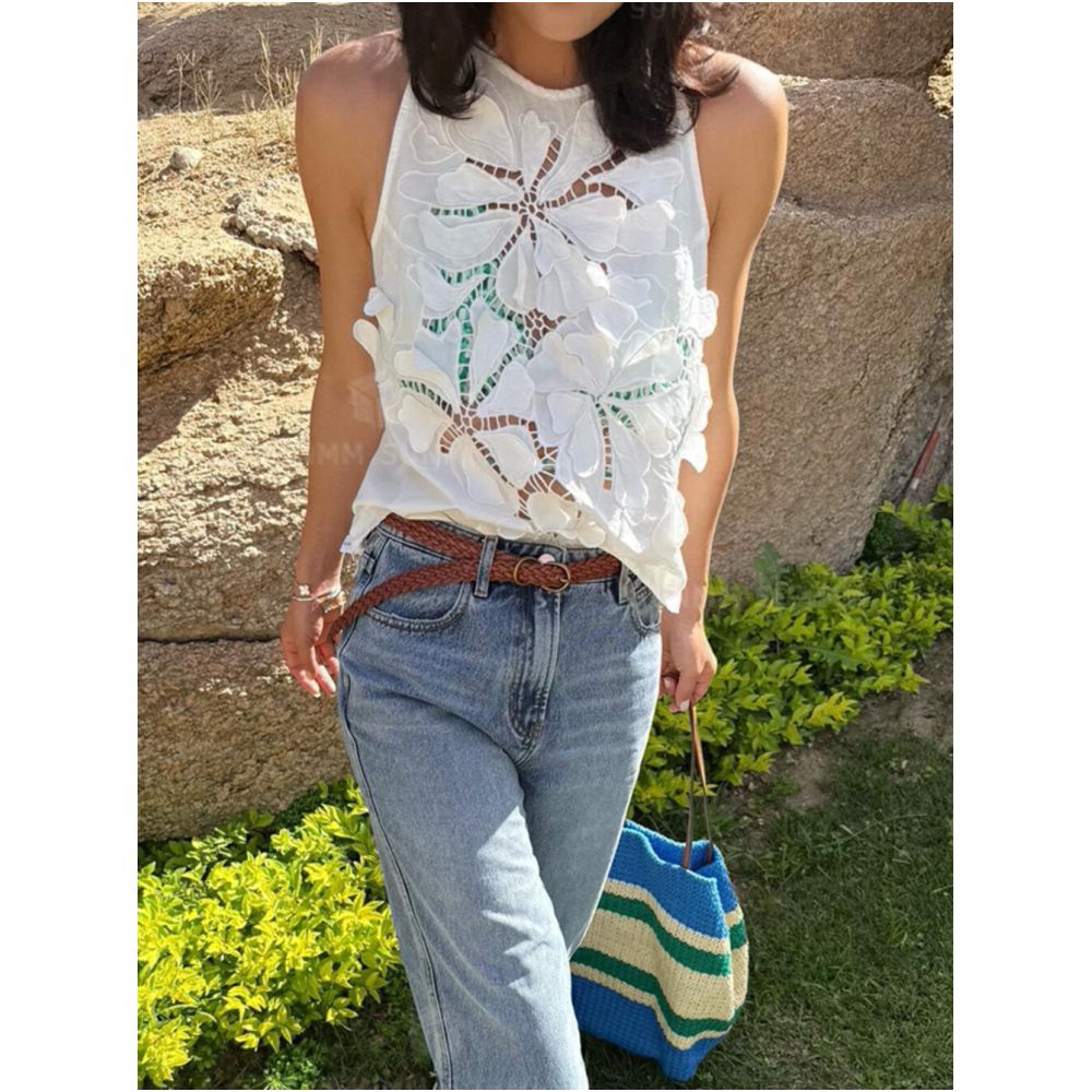 High end niche high end designer French hollow out temperament heavy industry three dimensional flower embroidery vest top from the buying shop image 1