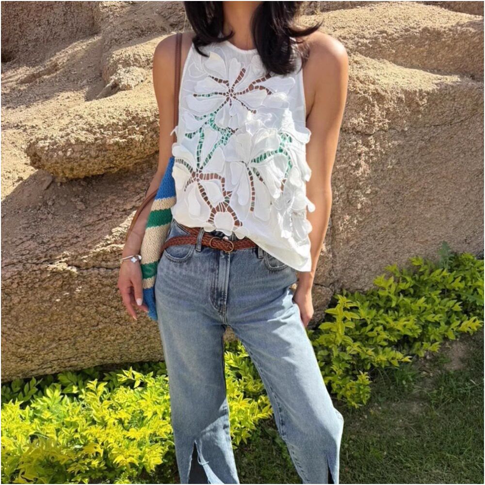 ASAYA6235 – Floral Lace Sleeveless Top 🤍🌿