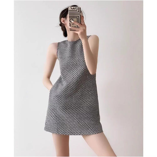 ASAYA6275 – Retro Chic Mini Dress 🖤🤍