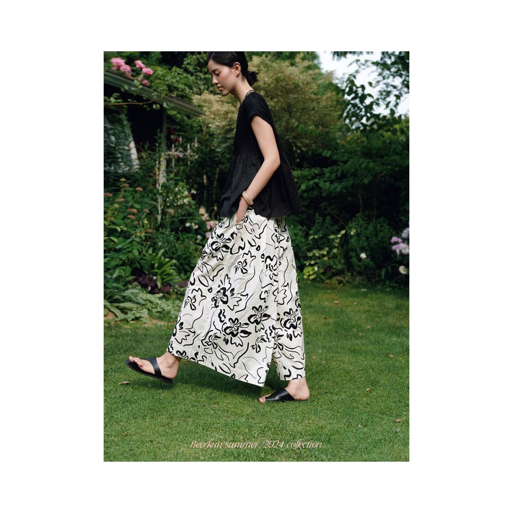 ASAYA6278 – Garden Whisper Wide-Leg Pants 🌿🖤