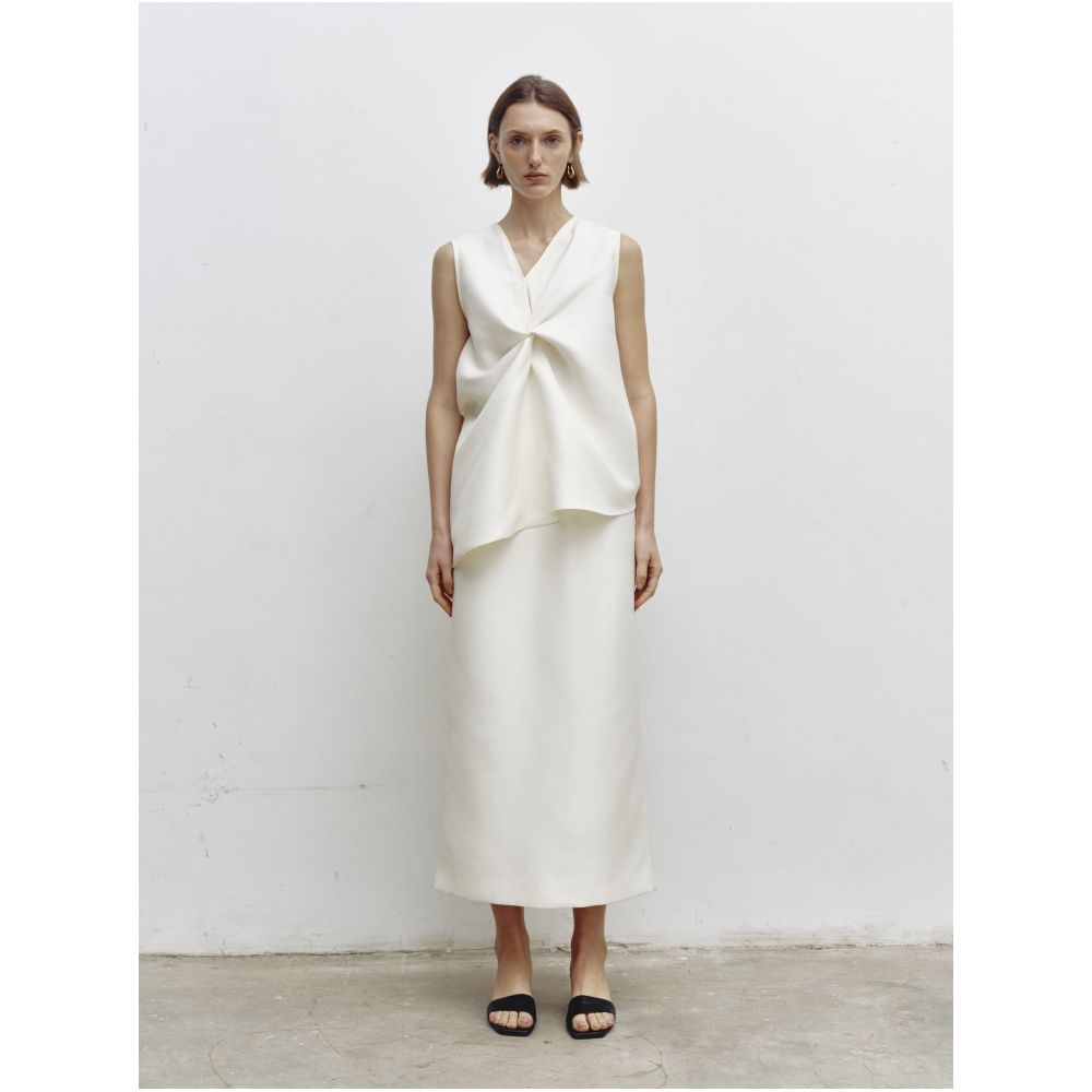 Serrer Off white asymmetrical V neck knot sleeveless top image 2