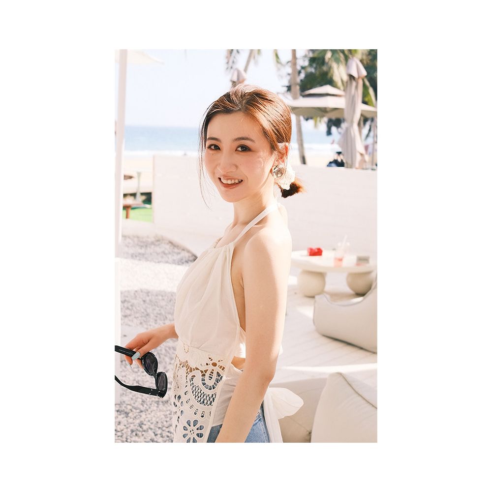 Deplumer Mist Moon White Hollow Embroidered Hanging Neck Tank Top Strap Pants Children s 25 Summer New Collection image 2