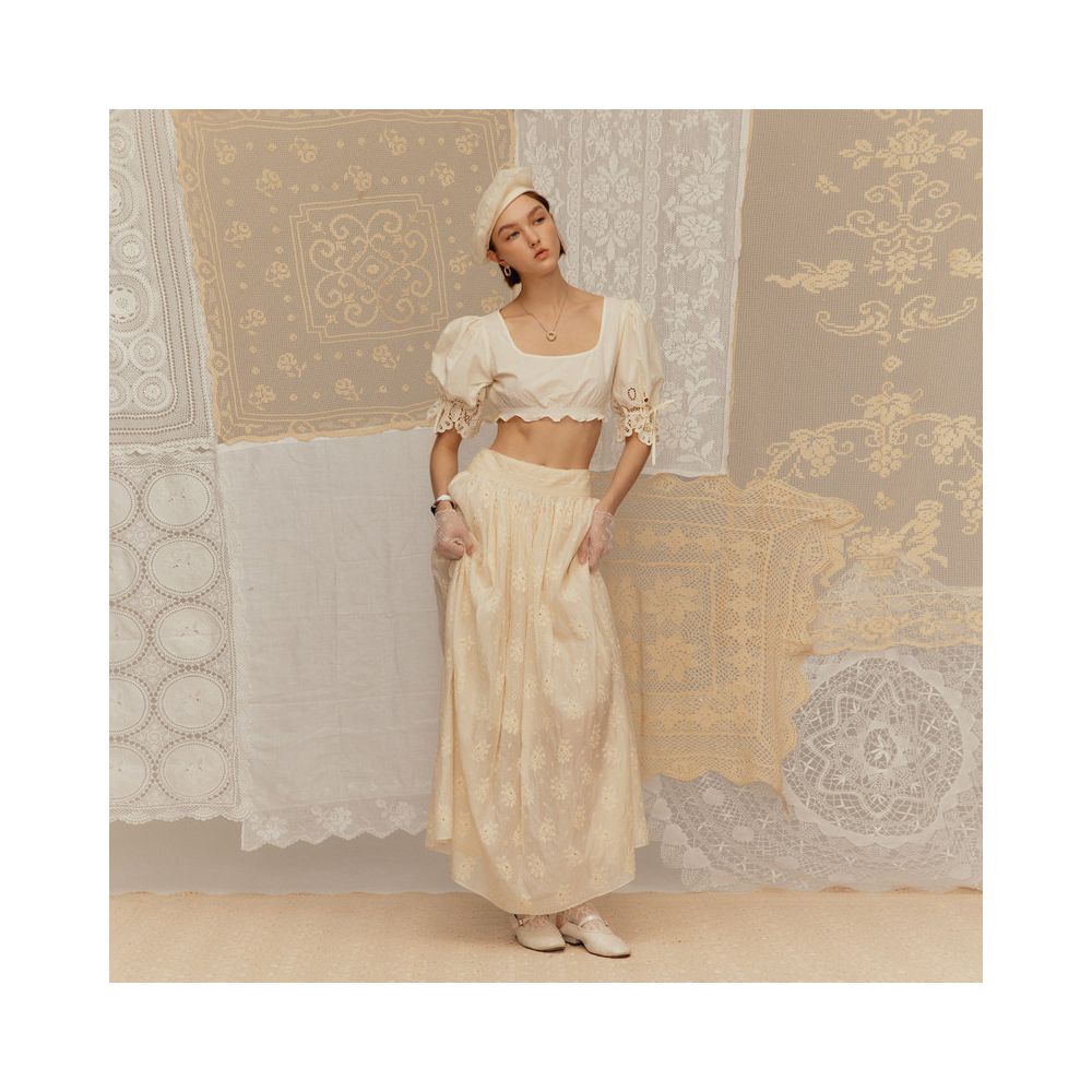 Chinese style silk embroidered half skirt Deplumer misty moon white 25 summer new product cotton mulberry silk embroidered floral lace skirt image 0
