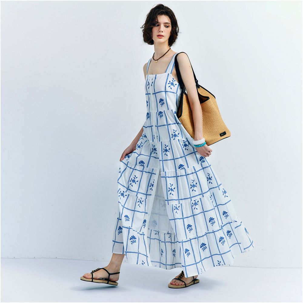 Konggu Echo Heavy Industry Embroidered French Holiday Style Wide Shoulder Strap Square Collar Grid Embroidered Strap Dress image 0