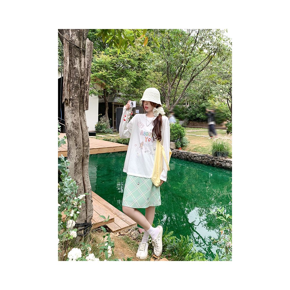 Zeng Xiaoxian s green diamond grid high waisted A line half skirt for women s summer 2025 new item hip hugging half skirt small skirt image 3