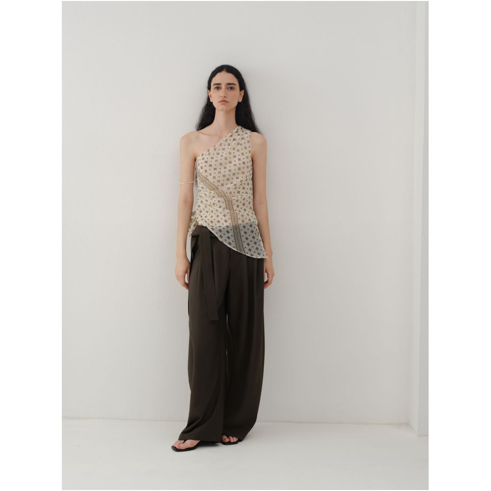 Someone sometimes wears a retro print fitted waist with a tie ruffled floral chiffon asymmetrical off shoulder top image 3