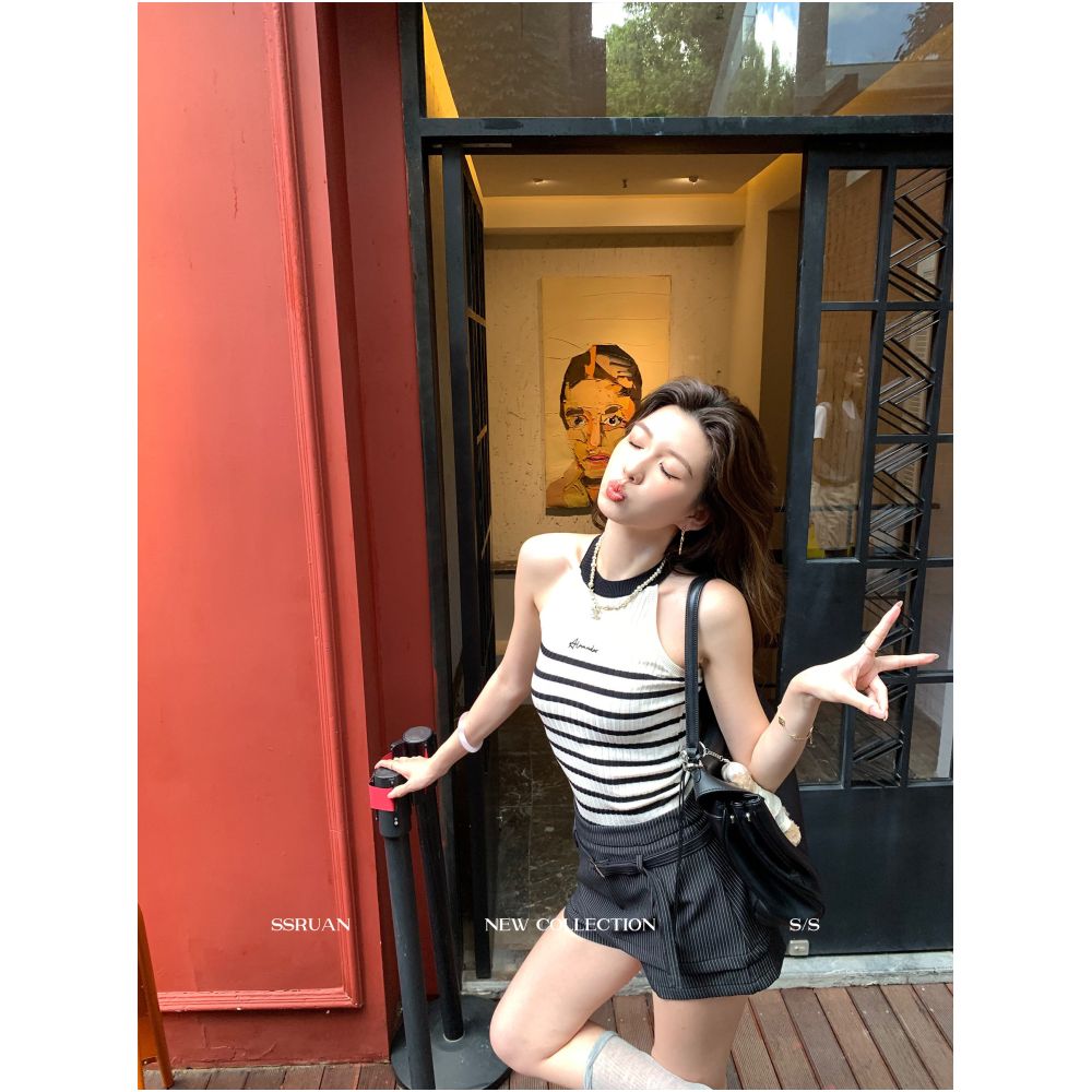 seoi Da Fan Women s Summer Vest Top with a French Chic Style Slim Fit Knitted Sleeveless Camisole image 0