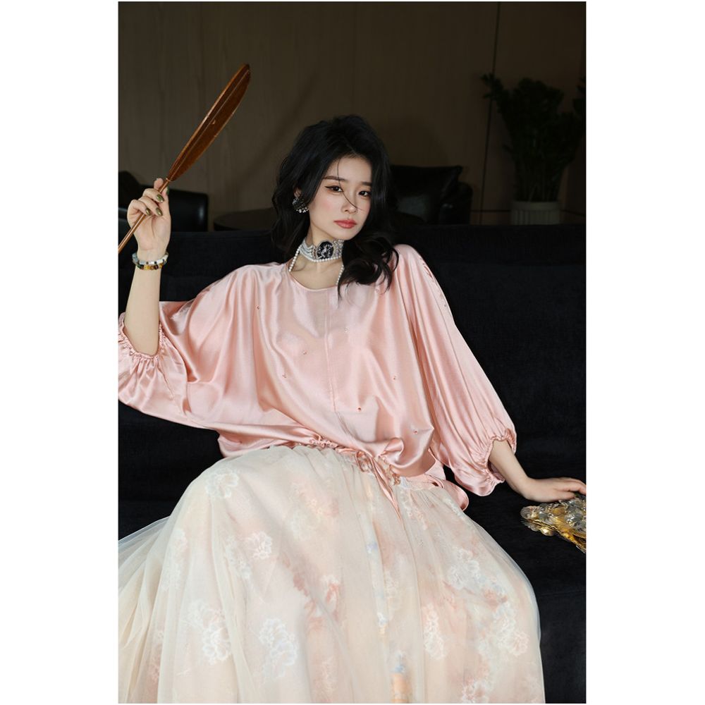 Fragrant Concubine 2 0 Elegant Women s Top 19 momme Silk Stretch Satin Beaded Batwing Sleeve Blouse image 0