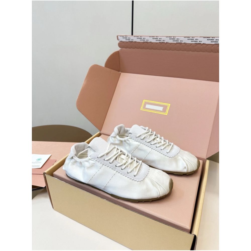 ASAYA6440 – Satin Soft Runner Sneakers 👟✨