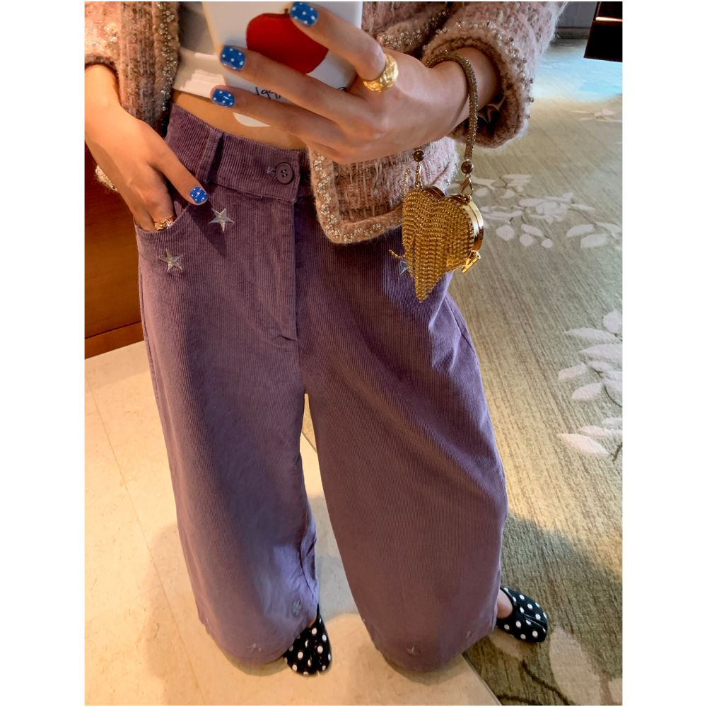 Jin Yuhua s super cute early autumn pants 2025 new style corduroy wide leg pants perfect for petite figures image 0
