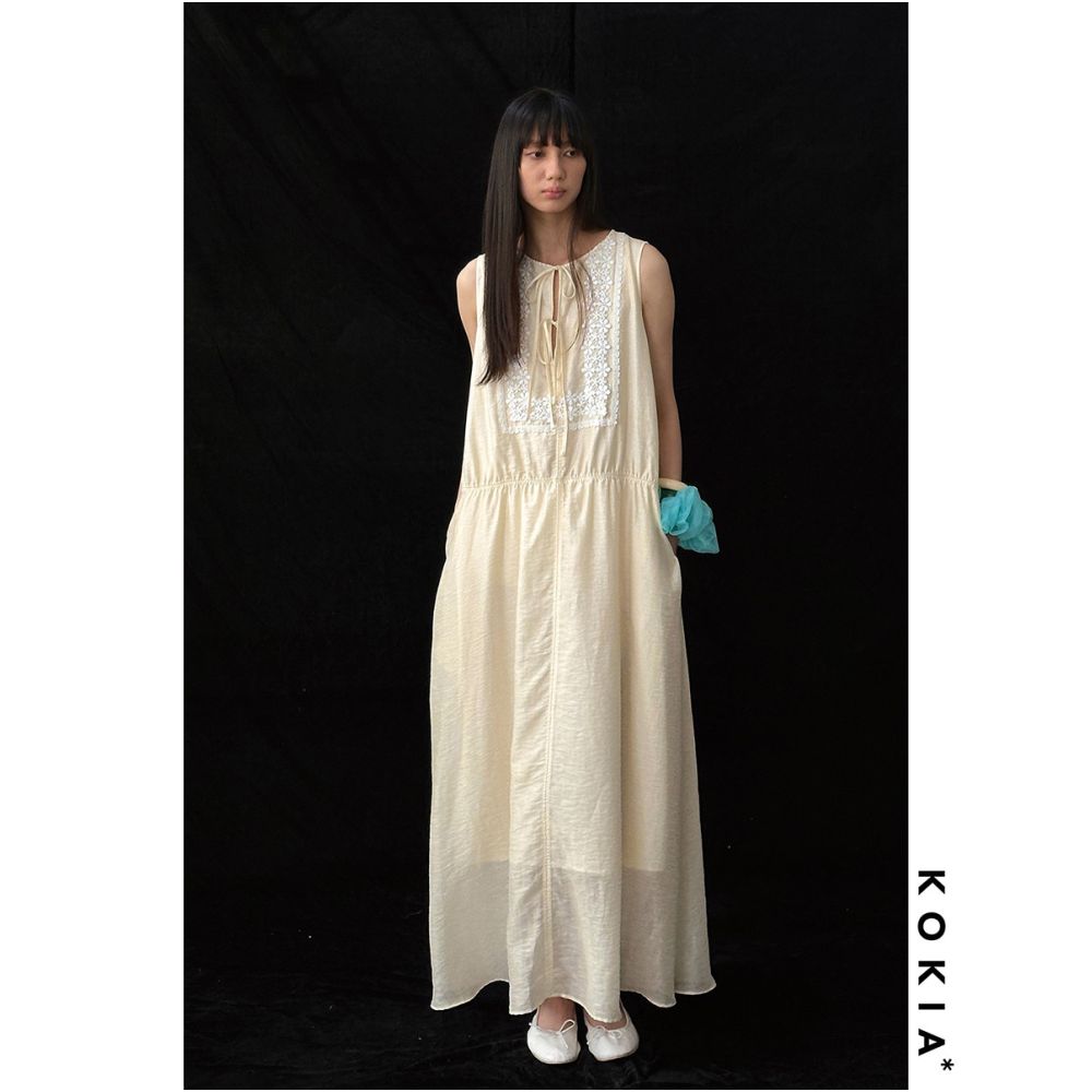 ASAYA6482 – Vintage Lace Panel Maxi Dress 🤍🖤
