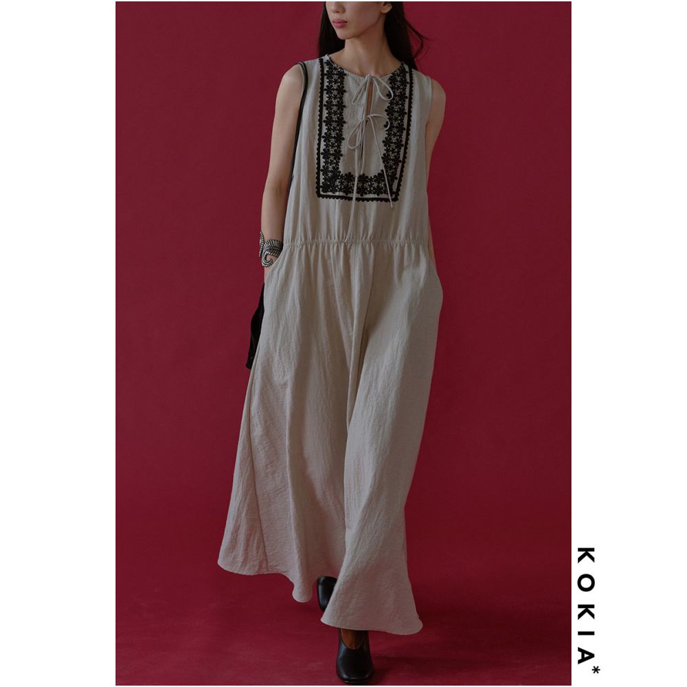 ASAYA6482 – Vintage Lace Panel Maxi Dress 🤍🖤