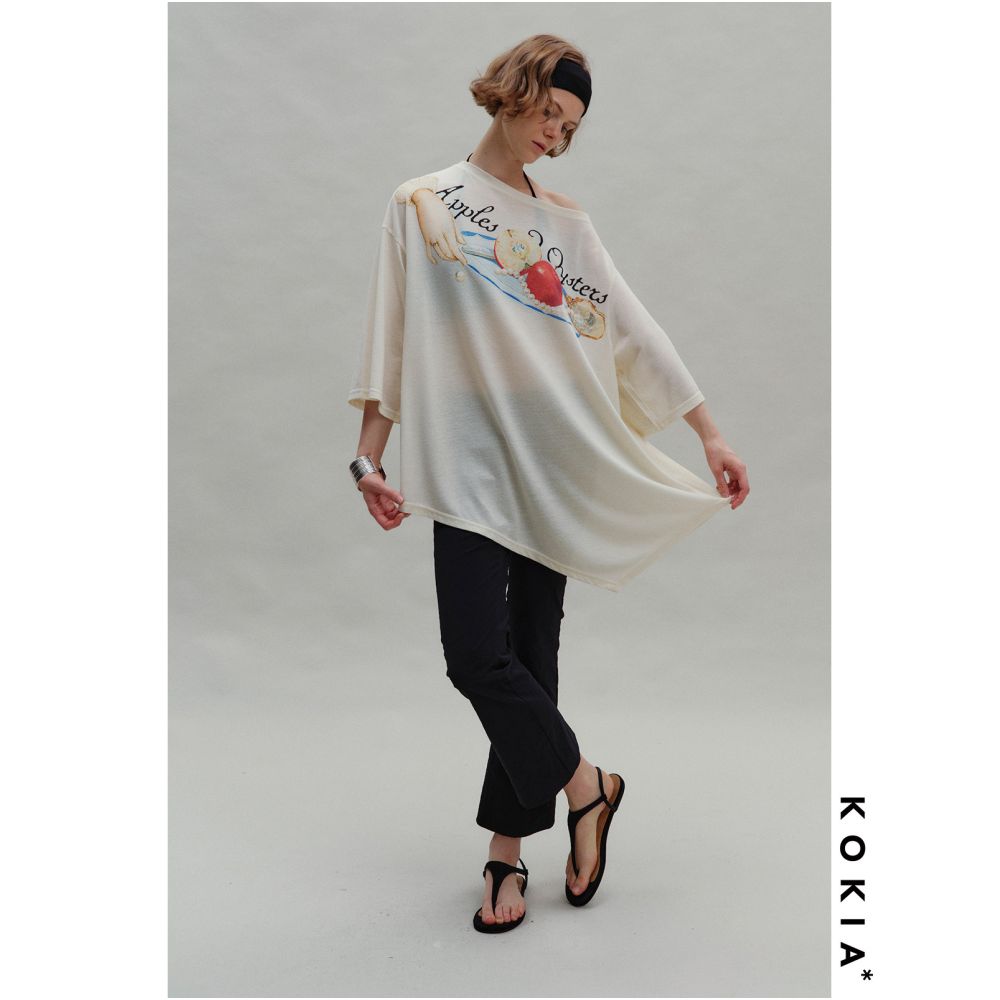 KOKIA Original Oil Painting Print Apples and Oysters Irregular Hem Three Quarter Sleeve Off Shoulder Tee image 3
