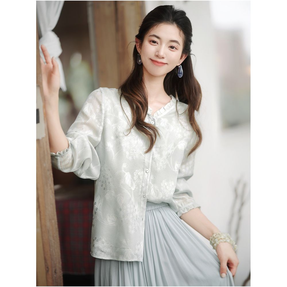 Zhao Daxi Luxury Gynostemma pendant top Location tracking intangible cultural heritage brocade V neck ruffled collar long sleeved blouse image 1