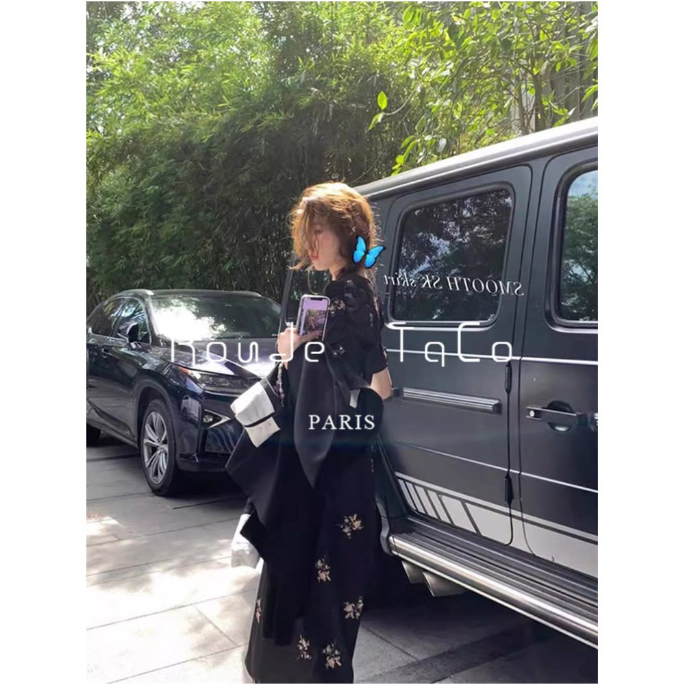 Rouje Taco French retro Hepburn style V neck floral dress black slimming chic design long dress image 4