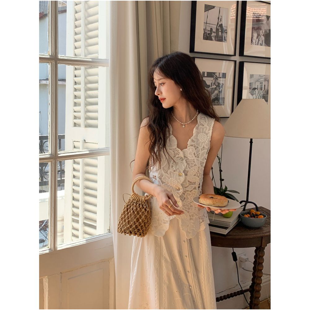 DANCC French style heavy embroidered vest for women summer thin style high end water soluble lace hollow vest image 3