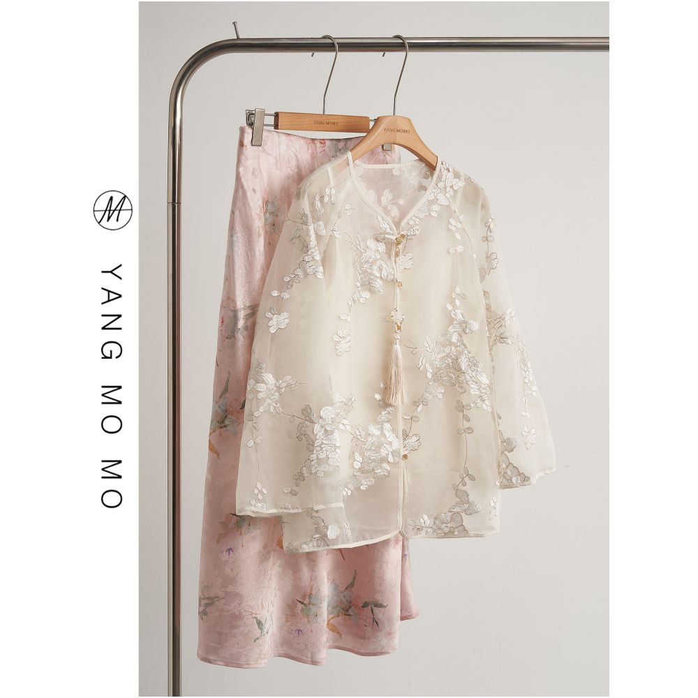 New Chinese style high end heavy embroidery lightweight sun protective jacket and skirt set 2026 summer new women s clothing image 0
