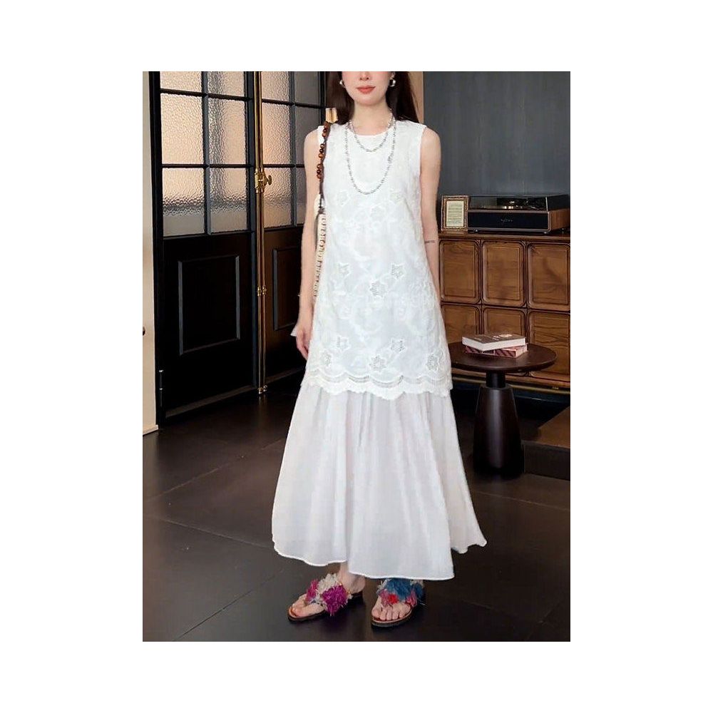 French style sleeveless dress with hollowed out lace and mesh patchwork new summer 2026 style fashionable and elegant dress image 2