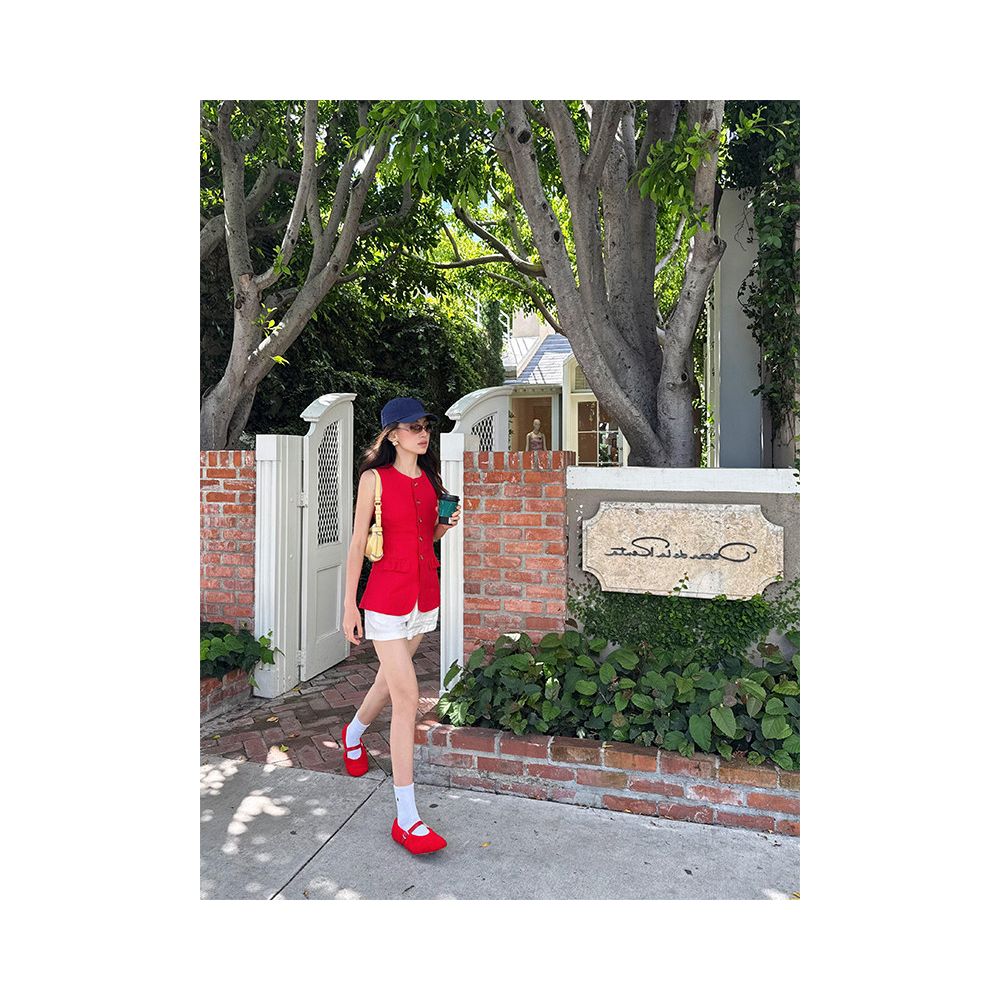 Turn right Chen s thigh French retro style round neck sleeveless slim fit vest women s summer casual versatile top image 3