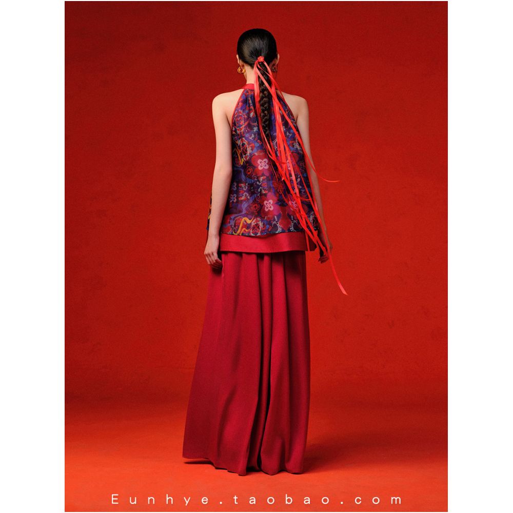 Vietnamese niche brand DING DANG s 2025 Spring Collection Versatile and Elegant Loose fitting Sleeveless Suit image 2