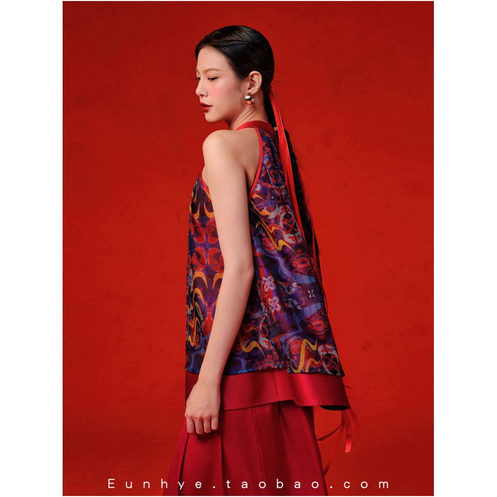 Vietnamese niche brand DING DANG s 2025 Spring Collection Versatile and Elegant Loose fitting Sleeveless Suit image 4