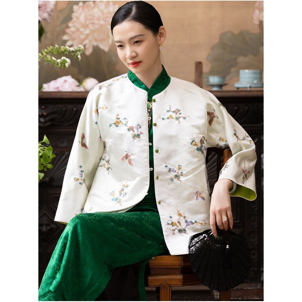 Our signature item CPP1249 Plain Satin Gourd Embroidery New Chinese Style Round Neck Retro Blouse Embroidered Jacket for Spring and Autumn image 3