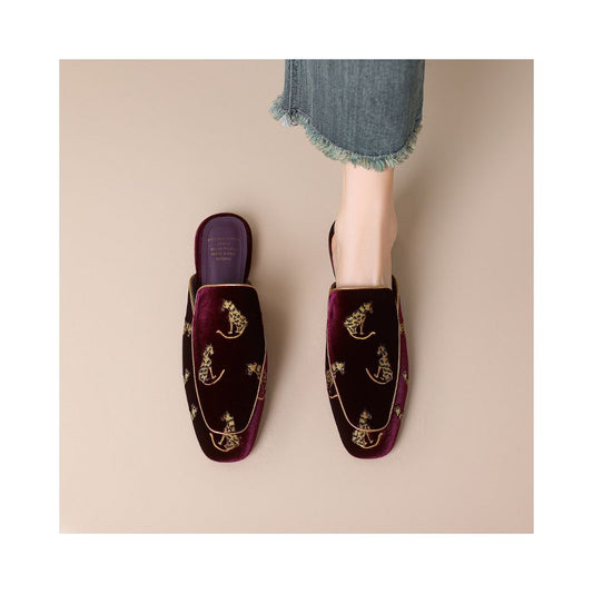ASAYA6608 – Velvet Muse Embroidered Mules 🐾✨