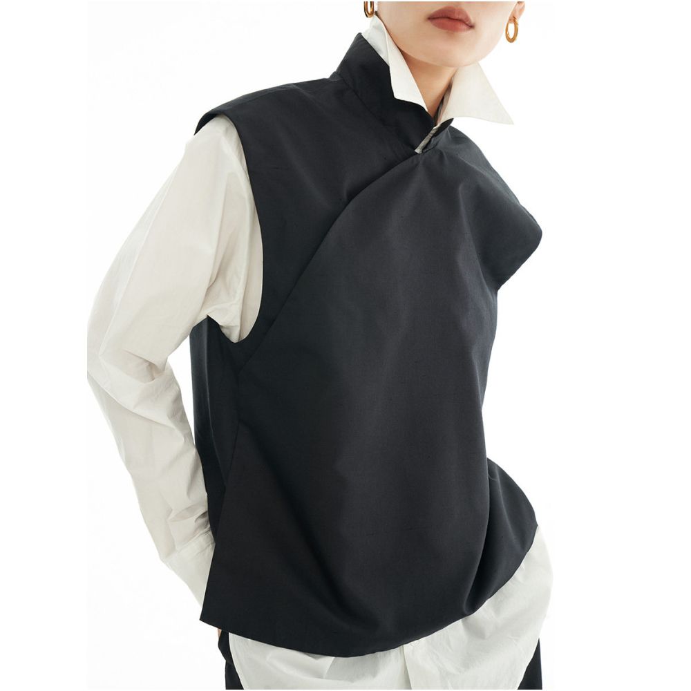 New Chinese style double layered silk stand up collar vest for women autumn outerwear slanted placket concealed button black sleeveless top image 0