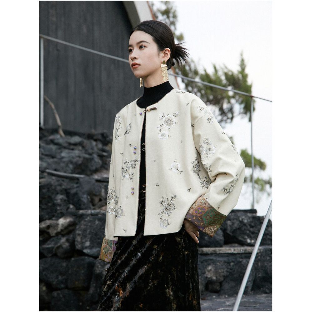Anytime Tibetan Brocade Fabric New Chinese Style Handmade Beaded Embroidered Leather Jacket for Women image 0