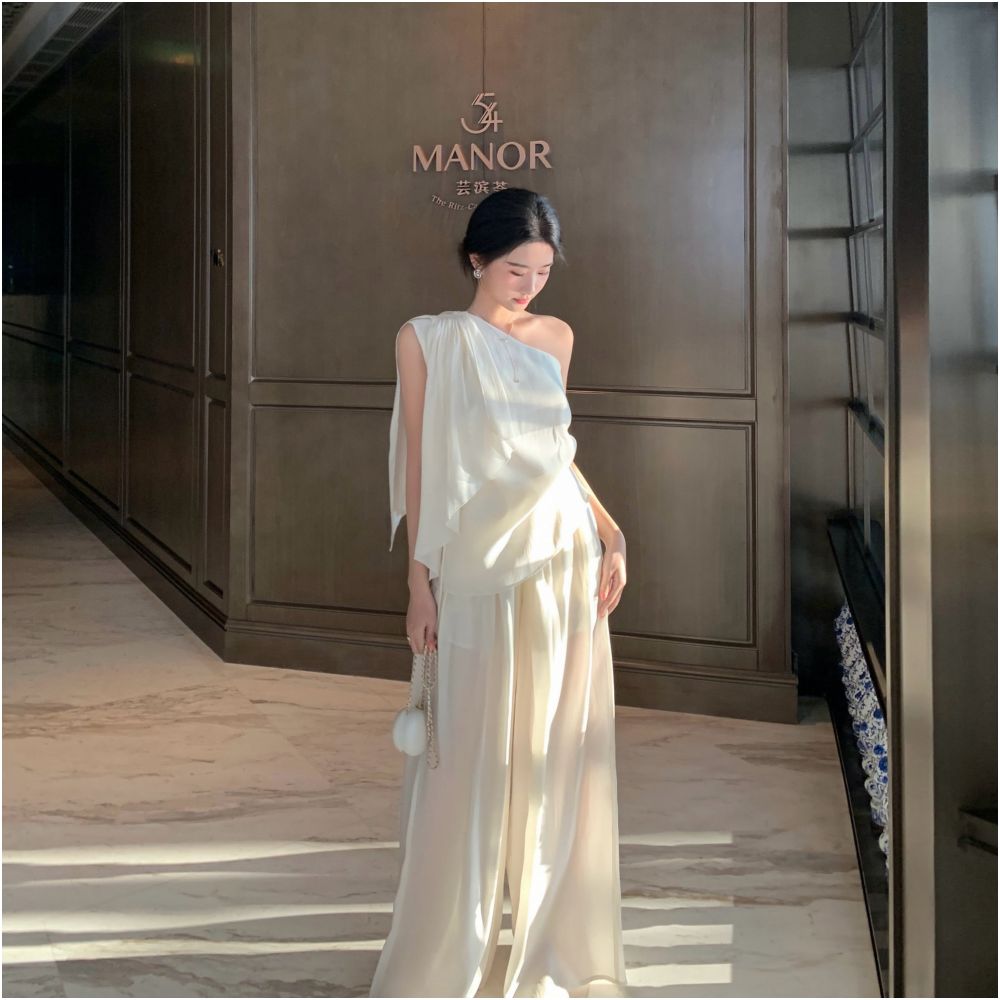 Middleton Beauty God Comes Texture Silk Design Sense Off Shoulder Sleeveless Top Wide Leg Pants Set Summer image 2