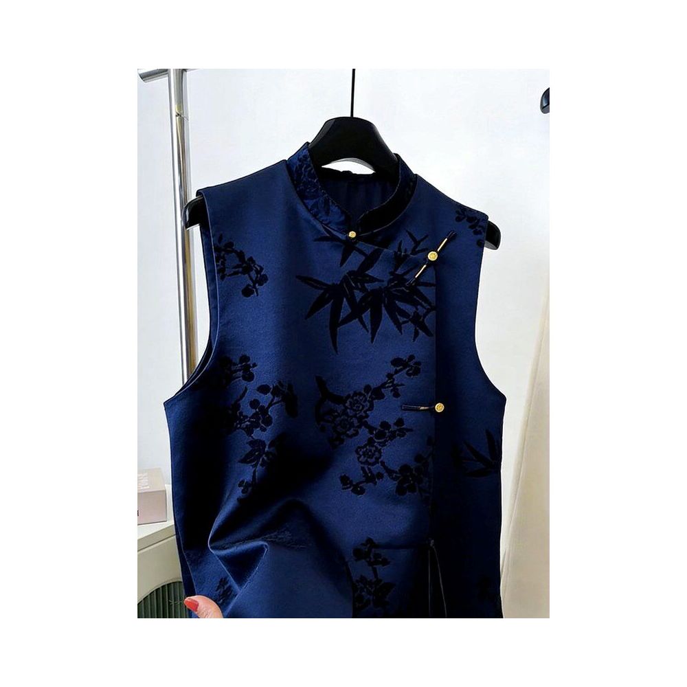 New Chinese style retro stand up collar sleeveless vest women s blue buckle temperament high end jacket for spring 2026 image 2