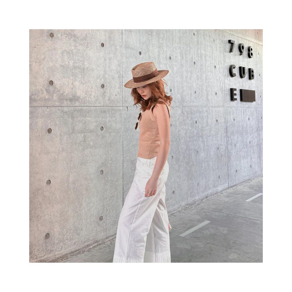 White lace lace patchwork high waisted loose wide leg pants for women in spring and summer new heavy duty pleated casual cropped pants for women image 2